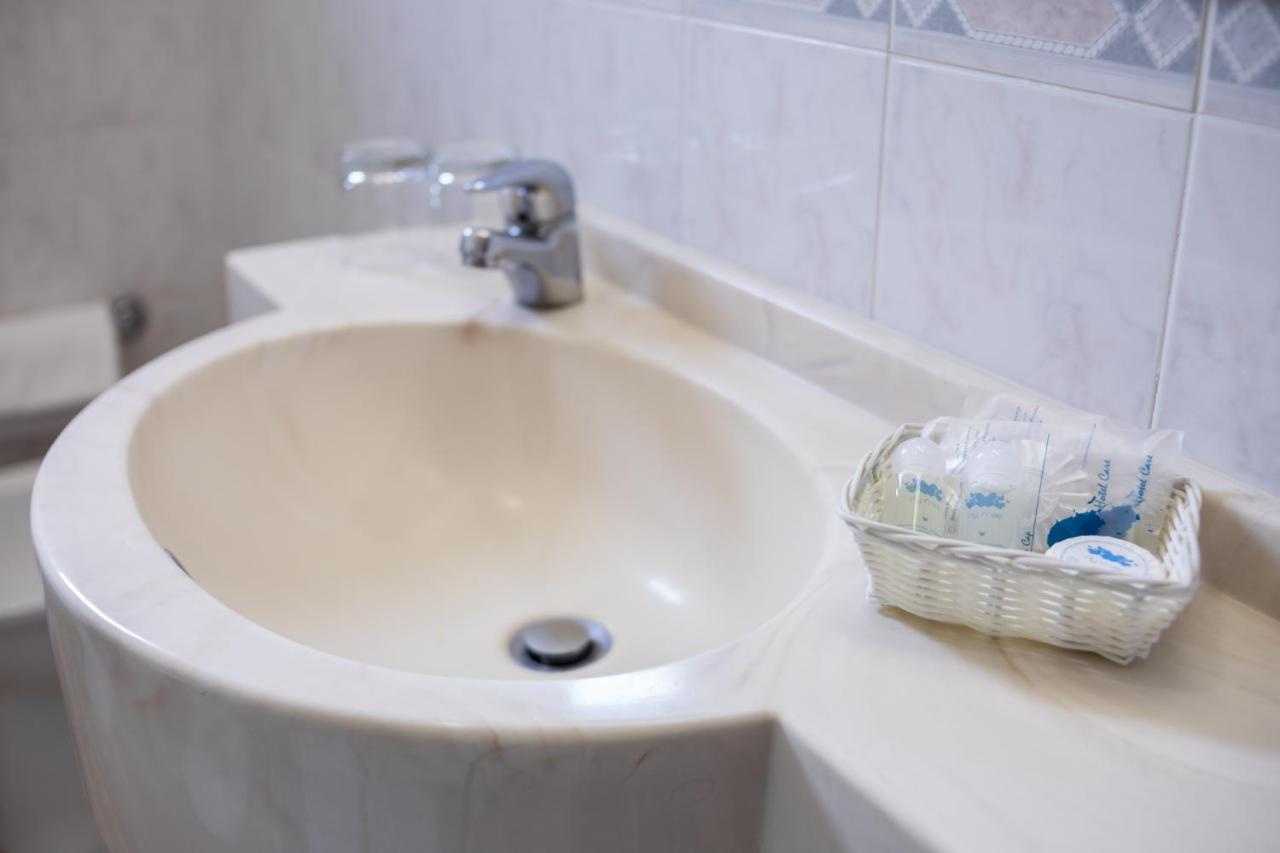 Hotel Astor Victoria Форте дей Марми Екстериор снимка